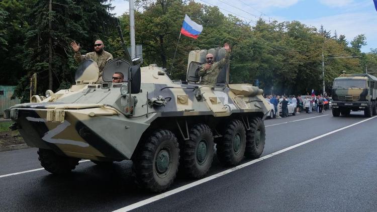 По просьбе ставропольцев - участников СВО в войсковые части направят автомобили