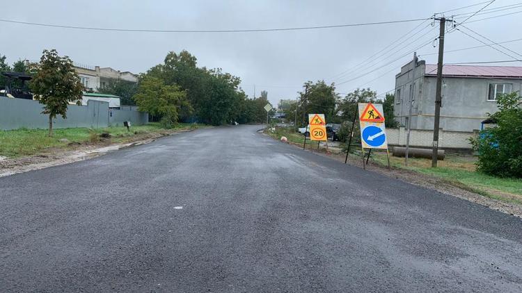 Около двух километров дороги отремонтируют в посёлке Ясная Поляна на Ставрополье
