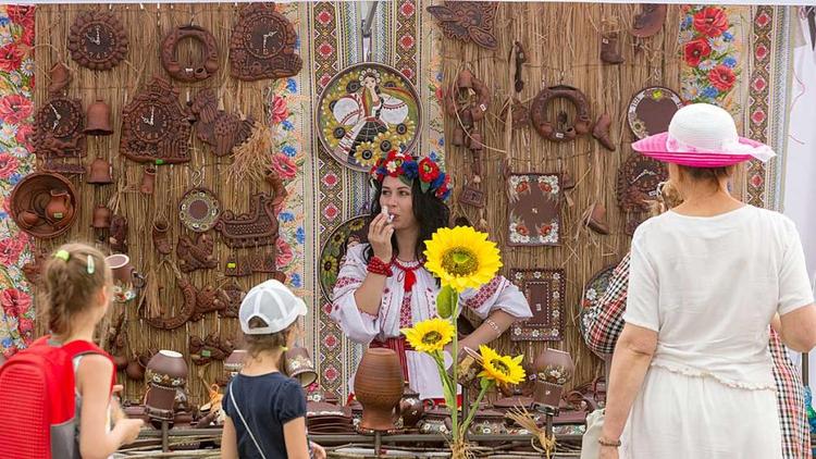 В 20 районах и городах Ставрополья на ярмарках продано 100 тонн продуктов
