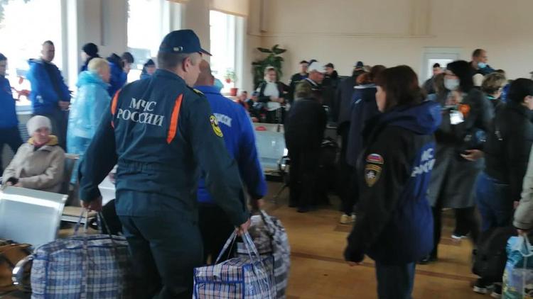 Ещё одну группу беженцев из Донбасса и Украины приняли на Ставрополье