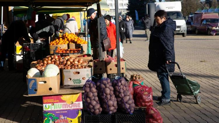 В Ставрополе оценили ситуацию по развитию потребительского рынка за 2022 год