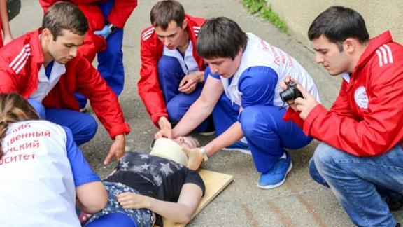 Студенты медицинских вузов России ликвидировали последствия «теракта» в Ставрополе
