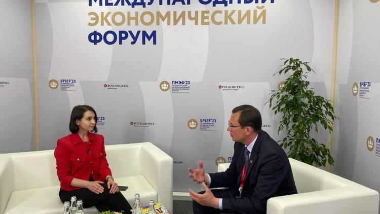 Глава Кисловодска на ПМЭФ выступил спикером в гостиной российского медиахолдинга РБК