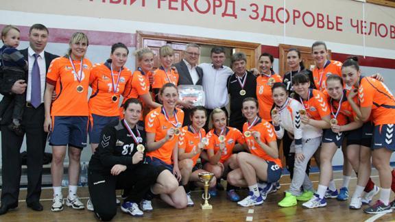 Команда «Ставрополье-УОР» стала победительницей чемпионата России по гандболу в высшей лиге