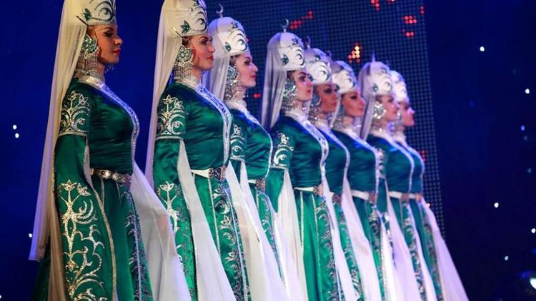 В Невинномысск приедет всемирно известный ансамбль танца «Эльбрус»