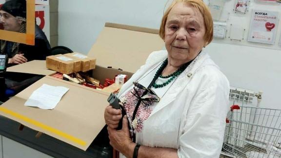 Долгожительница Кисловодска подготовила подарок российским военным