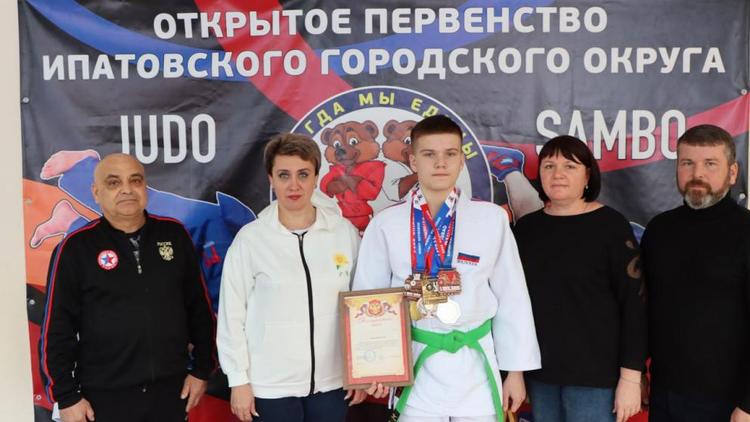 Ставропольский дзюдоист взял бронзу в суперфинале России
