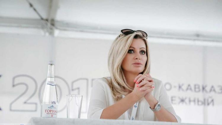 Елена Бондаренко рассказала на «Машуке» зачем политикам социальные сети
