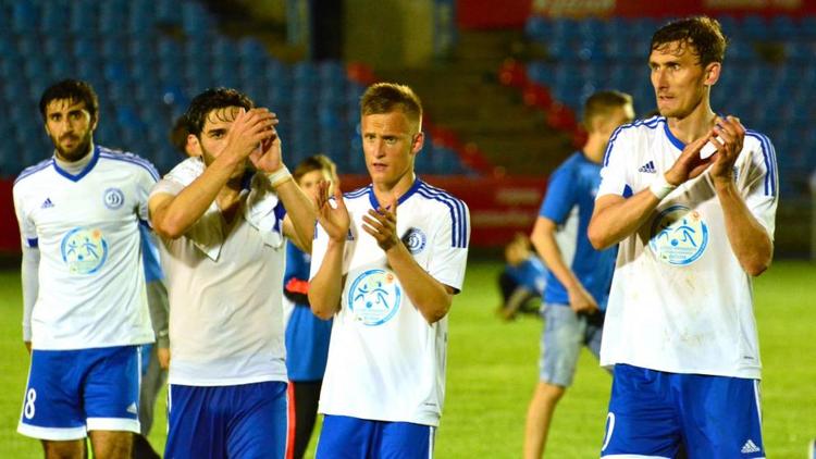 Ставропольские футбольные клубы досрочно завершили сезон