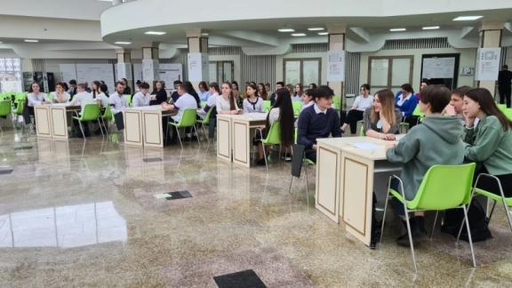 Студенты ставропольских колледжей состязались в финансовых знаниях