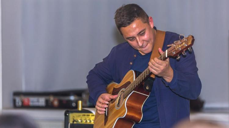 В Ставрополе на фестивале «Mr. Guitar» сыграют лучшие гитаристы страны