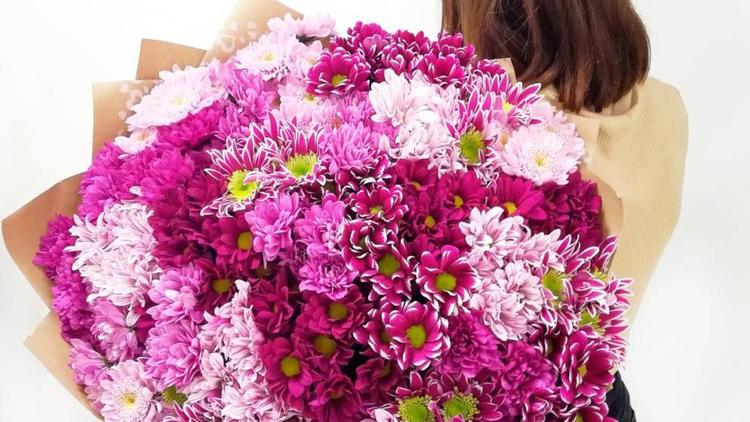 Где стоит заказать доставку цветов в Саратове?