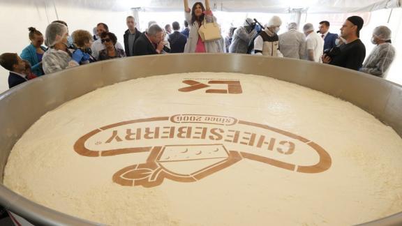 4-тонный чизкейк из Ставрополя официально занесён в книгу рекордов Гиннеса