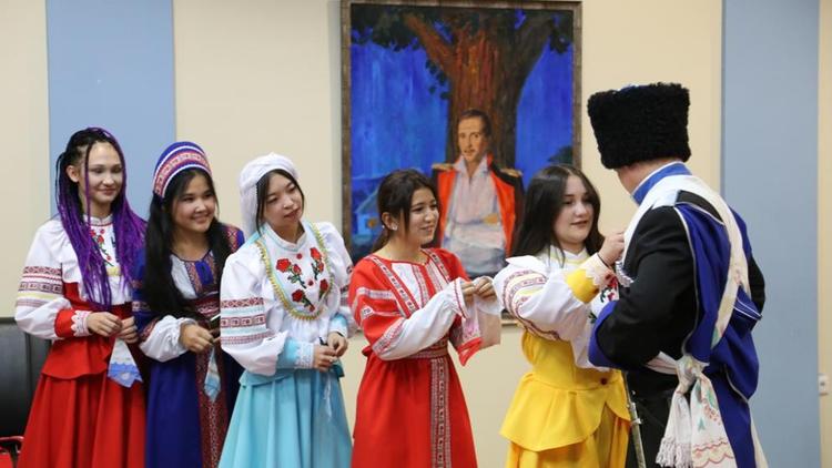 Иностранные студенты Ставрополья знакомятся с историей и культурой России