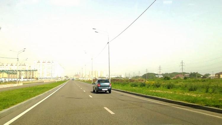 Участок дороги Изобильный - Староизобильная - Смыков отремонтировали на Ставрополье