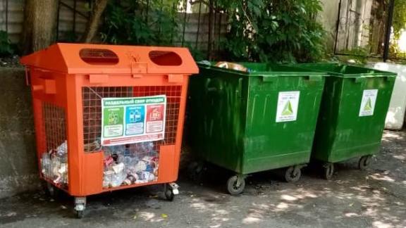 Жителям Ставрополья рассказали, что нельзя выбрасывать в мусорные контейнеры 