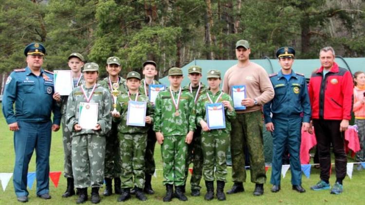 Ставропольские казачата отличились на соревнованиях по безопасности
