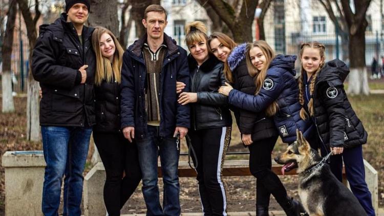 Жители Ставрополья в видеороликах рассказали о семейных ценностях