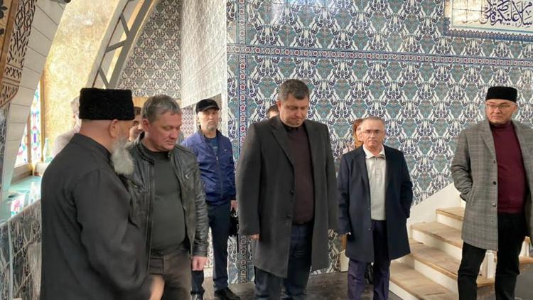 Глава Пятигорска посетил Духовное управление мусульман Ставрополья