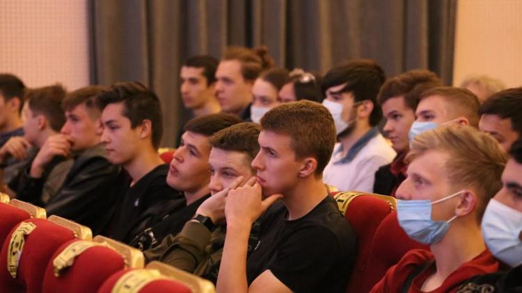Студентам Ставрополья рассказали о профилактике экстремизма