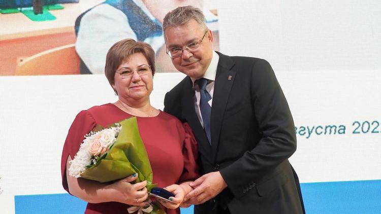 Глава Ставрополья наградил лучших учителей края на педагогической конференции