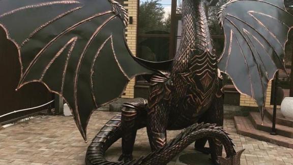В Невинномысске ищут место для трёхметрового дракона