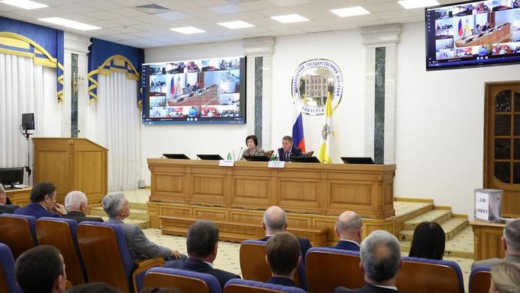Краевая Дума провела публичные слушания по проекту бюджета Ставрополья