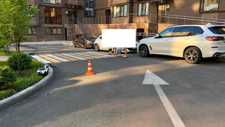 В Ставрополе 2-летний пешеход попал под колеса автомобиля