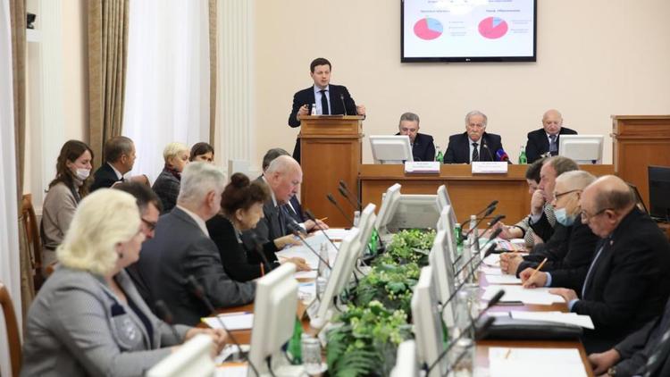 Вопрос кадрового обеспечения системы здравоохранения обсудили на Ставрополье