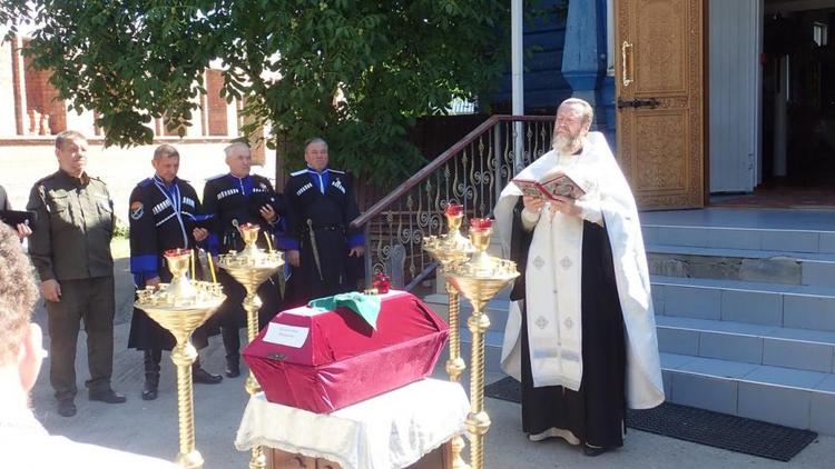 На Ставрополье прошла церемония захоронения останков участника ВОВ