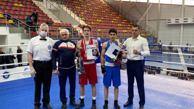Ставропольские боксёры собрали награды в Нальчике