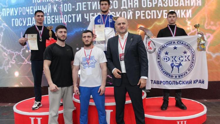 Ставропольские кикбоксеры привезли шесть медалей из Грозного