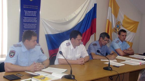 В Ставрополе прошло совещание командиров взводов ГИБДД о новых требования безопасности движения