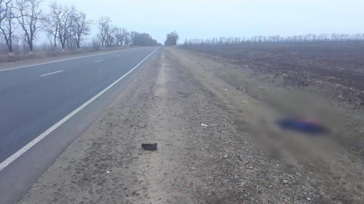 На Ставрополье ищут водителя, сбившего насмерть пешехода возле села Грачёвка
