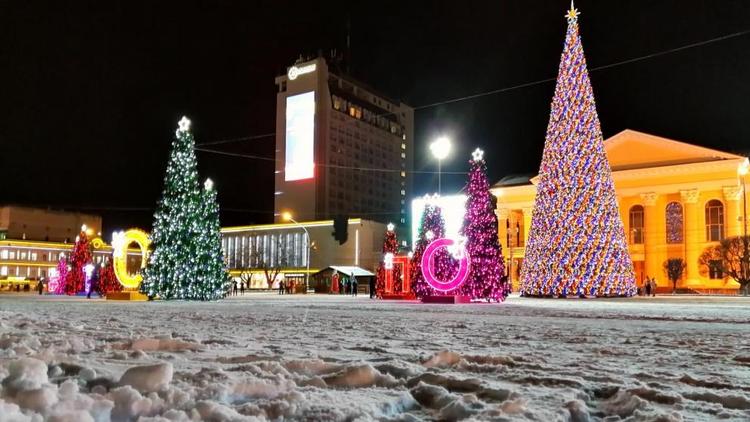 Около 8 тысяч ёлочных шаров докупили в Ставрополе к Новому году