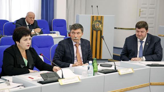Депутаты готовят корректировки в бюджет Ставропольского края