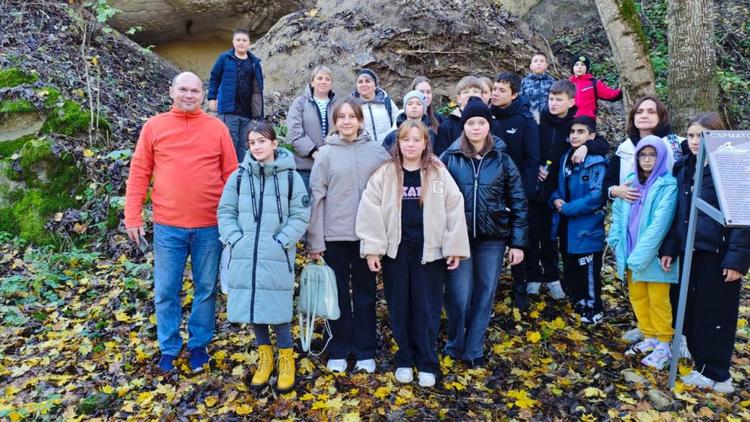 Юные туристы Изобильного открыли тайны Александровского заказника