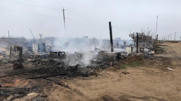 СКР проверит смертельный пожар на овощебазе в Арзгирском районе