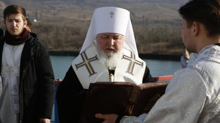 В Ставрополе в день Крещения освятили воды Сенгилеевского водохранилища