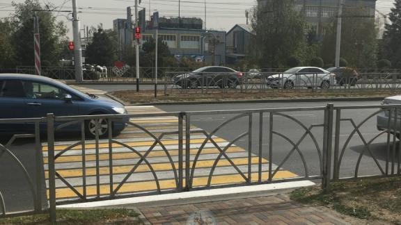 В Ставрополе пешеходный переход заблокировали ограждением