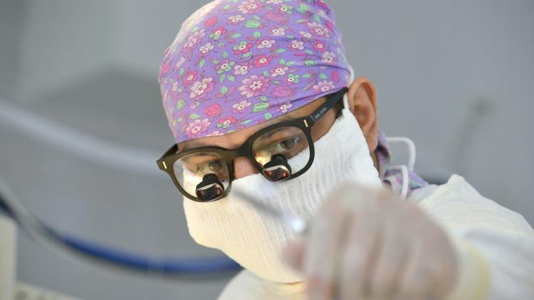 Хирург Михаил Гаспарян делает сложнейшие операции на сердце и сосудах