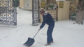 Более 60 организаций в Кисловодске накажут за неубранный снег во дворах