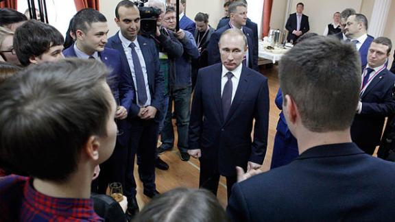 Президент Путин прибыл на межрегиональный форум ОНФ в Ставрополь