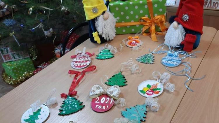 На Ставрополье школьники подготовили подарки для пациентов детской больницы