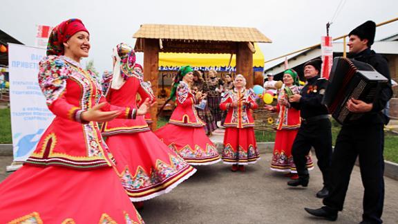 «Вербовая балка» открыла летний сезон фестивалем народной культуры