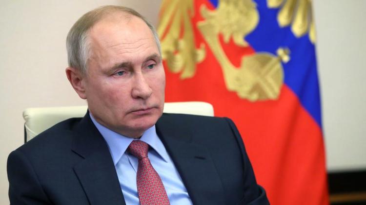 Владимир Путин заявил о необходимости мониторинга проблем экономики