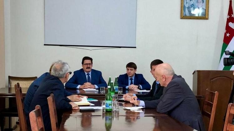 СКФУ и Республика Абхазия договорились о дальнейшем развитии совместных проектов