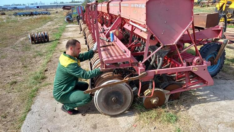 Аграрии Ставропольского края подготовили сельхозтехнику к работе в поле