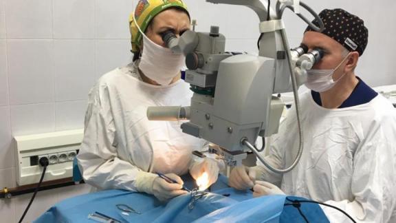 На Ставрополье проводят бесплатные операции на роговице глаза