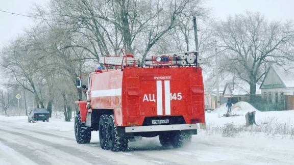 На Ставрополье спасатели вытащили из снежных заносов 17 автомобилей за два дня